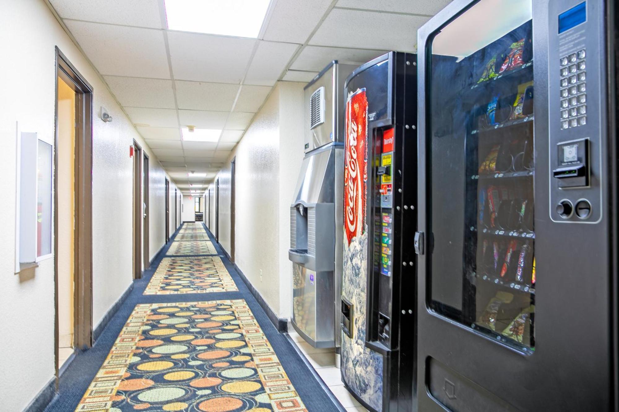 奥古斯塔/戈登堡地区速8酒店 奧古斯塔 外观 照片